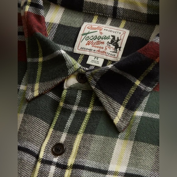 Men’s Flannel Button Down - Picture 2 of 6